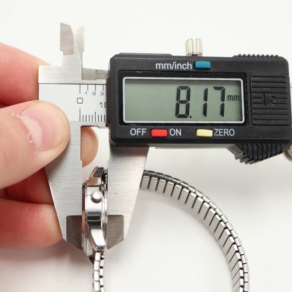 Timex Indiglo Silver Tone MOP 26mm Womens Watch Stretch Band w New Battery - Picture 3 of 12